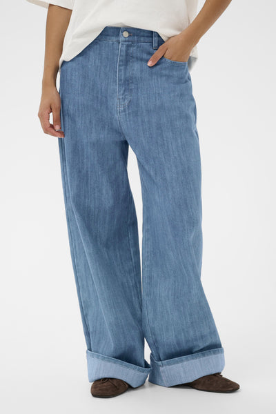 Soaked In Luxury SLNinnie Fold Up Jeans - Medium Blue Denim