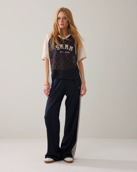 Summum Woman Baseball v Neck Shirt in Lace - Black / Ivory