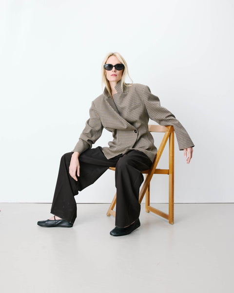 Grace & Mila Almond Tailored Houndstooth Blazer - Beige