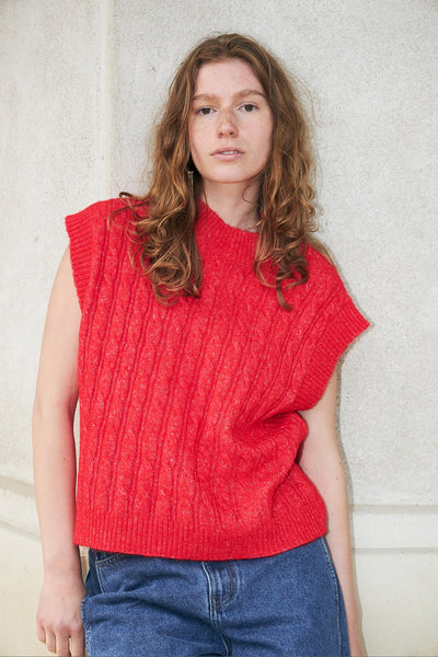 Lollys Laundry FinnLL Sleeveless Knit Vest - Red