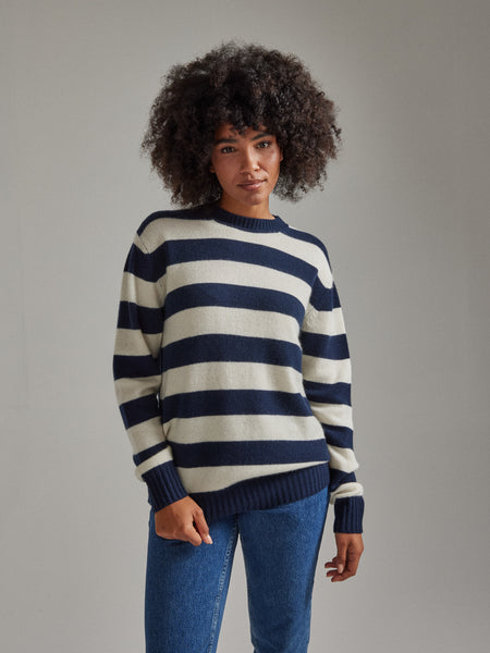 Salts Cashmere Lofty Crew Neck Sweater - Navy / Soft White