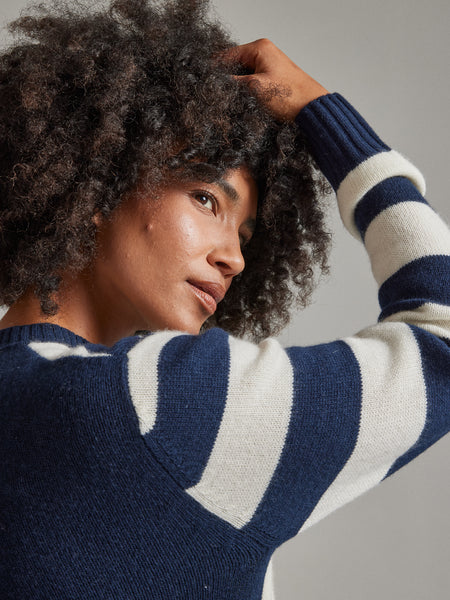 Salts Cashmere Lofty Crew Neck Sweater - Navy / Soft White