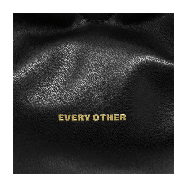 Every Other Shoulder Cross Body Bag - Black