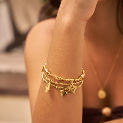 Dainty Moon Cut Sparkle Hamsa Bracelet - Gold