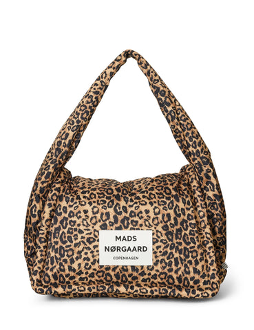 MADS NØRGAARD Light Ripstop Pillow AOP Bomb Bag - Leopard