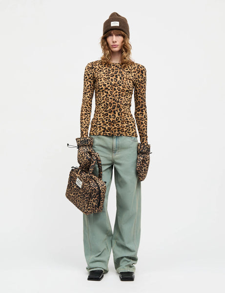 MADS NØRGAARD Light Ripstop Boxy AOP Bag - Leopard