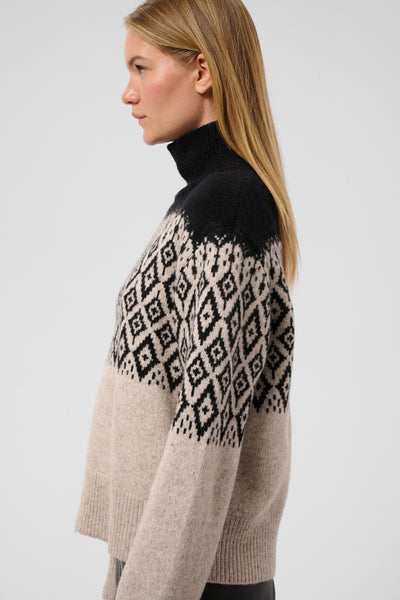Soaked In Luxury SLKaegan Pullover - Black and Pistachio Fair Isle