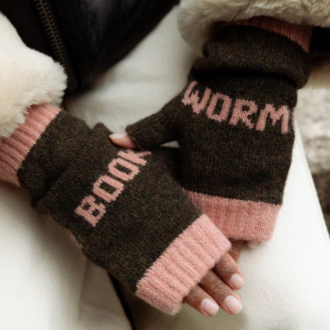 Black & Beech Book Worm Mittens in Kelp & Chaffinch