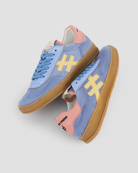 Another Trend  Iconic II Multi Trainer - Blue Jeans