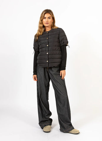 Coster Copenhagen CCHeart Asta Quilted Short Sleeve Jacket - Black