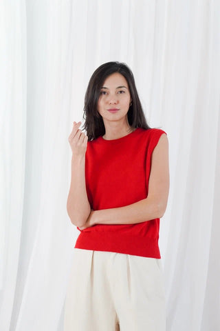 TWNS Durango Sleeveless Round-neck Knit - Red