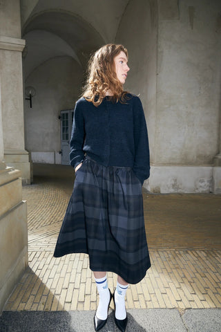 Lollys Laundry EllaLL Check Midi Skirt - Dark Grey