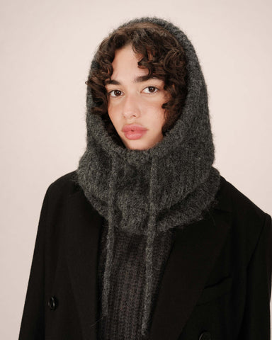 Grace & Mila Samurai Knitted Hood - Anthracite