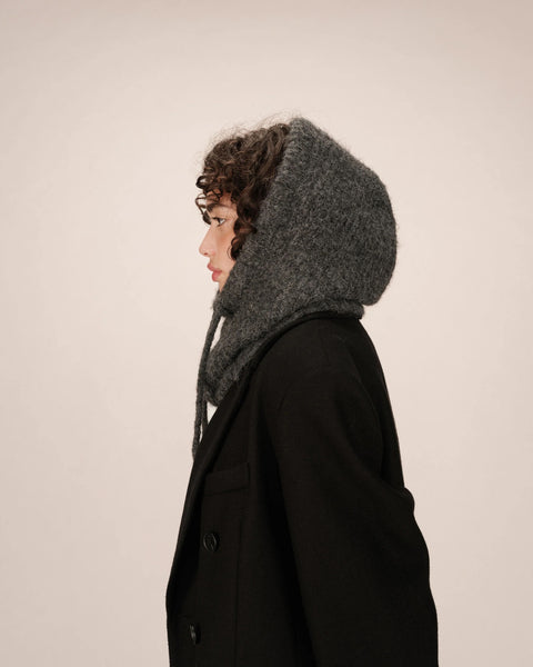 Grace & Mila Samurai Knitted Hood - Anthracite