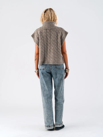 Lolly's Laundry Fresnel Knit Vest - Grey