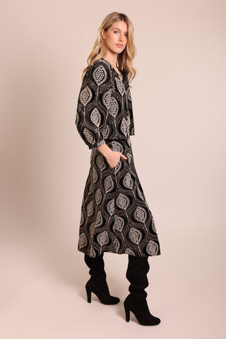 Traffic People Paddle Jacket  - Black / Silver