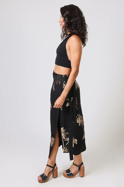 Traffic People Palms Of Gold Wrap Skirt - Black