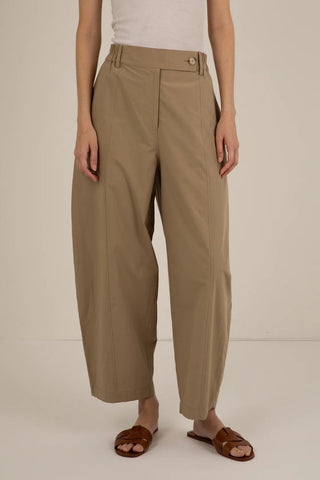 VI.VE.RE Thea Barrel Leg Trouser - Sand