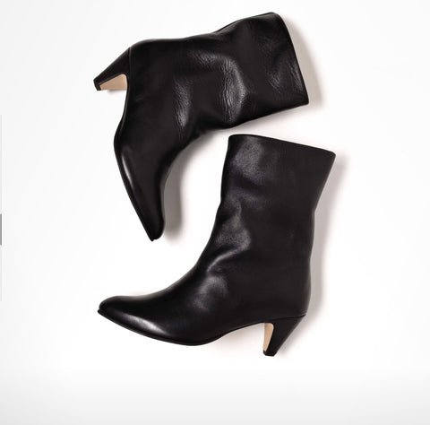 Anonymous Vully 50 Stiletto Soft Calf Boot - Black