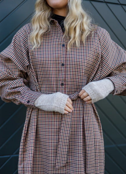 Black Colour BCDELL Short Handwarmers - Natural