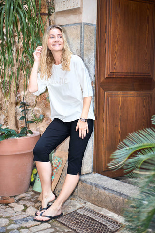 Black Colour BCBeate Capri Pant - Black