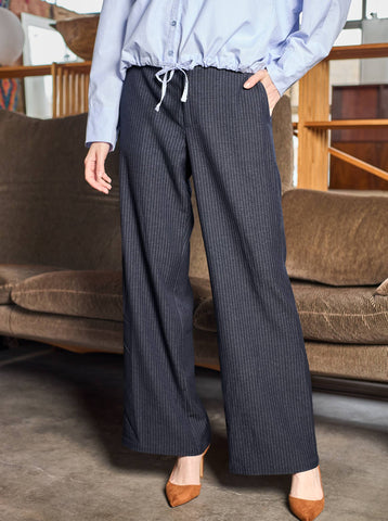 Black Colour BCMoore Stripe Box Pant - Navy