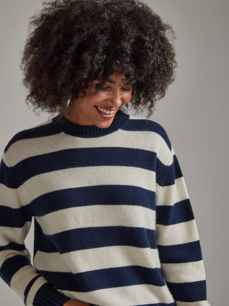 Salts Cashmere Lofty Crew Neck Sweater - Navy / Soft White