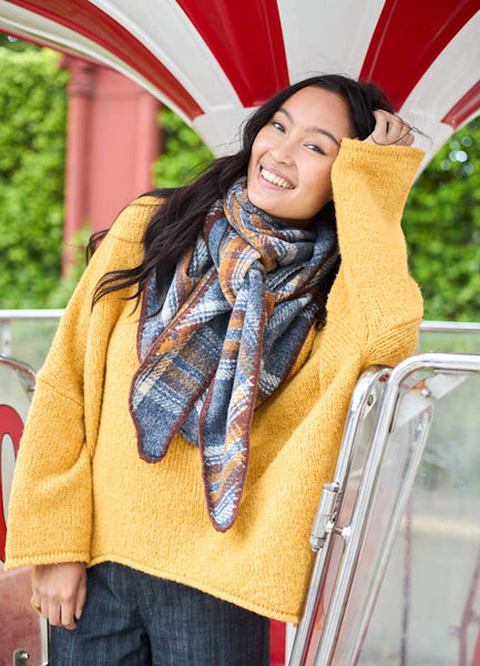 Black Colour BCLEONI Checkered Scarf - Grey